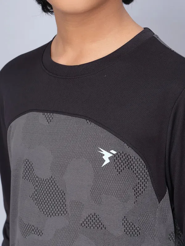 Boys Jacquard Slim Fit Crew Neck T-shirt with VENTMESH